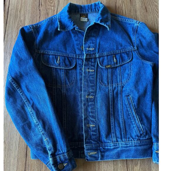 LEE Vintage Medium Wash Denim Jacket Size Medium - Picture 1 of 6